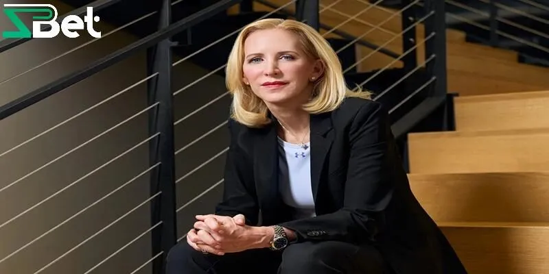 CEO Stephania - tập trung vào sự phát triển bền vững và nhân văn